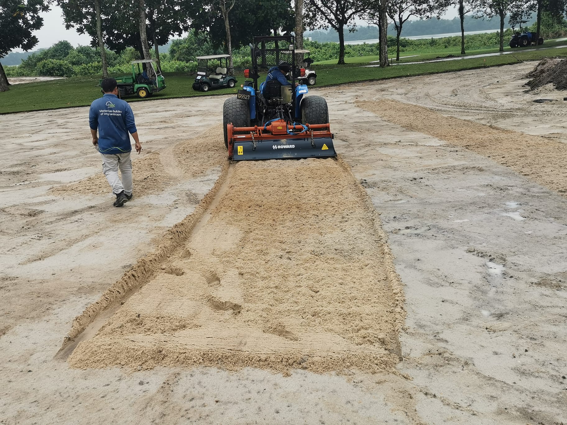 Using the rotary tiller for old sand